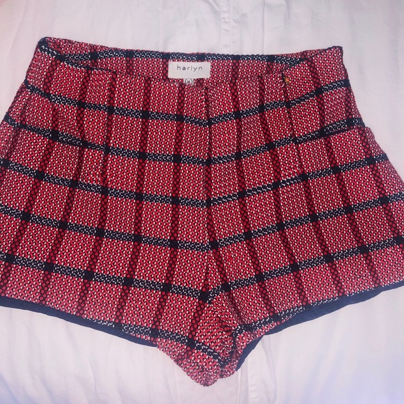 Harlyn Poppy Plaid Tap Shorts - Picture 4 of 8